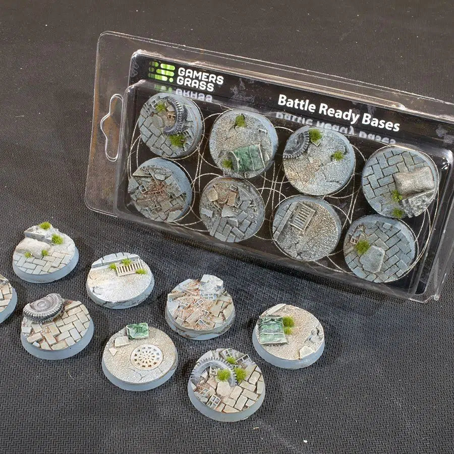 Gamers Grass Urban Warfare Bases Round 32mm x8 | Gopher Games