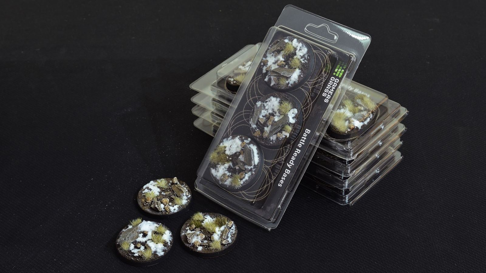 Gamers Grass Winter Bases Round 50mm x3 | Gopher Games