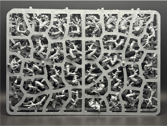 Tyranids: Genestealers New on Sprue | Gopher Games